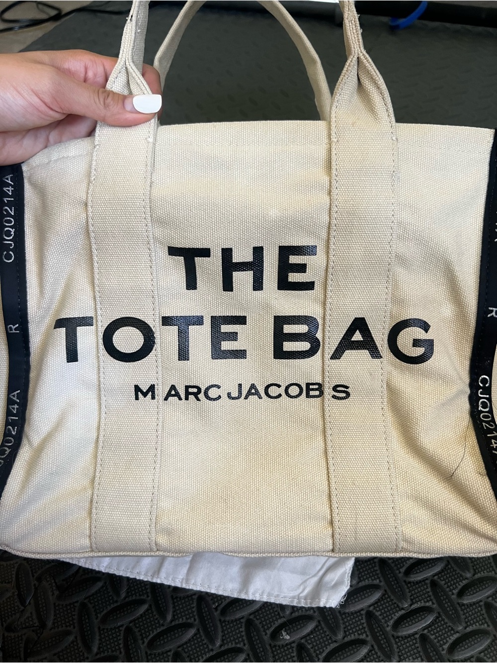 Marc Jacobs Cream Canvas Tote Bag | Black Logo | Minimalist Y2K - Picture 6 of 16